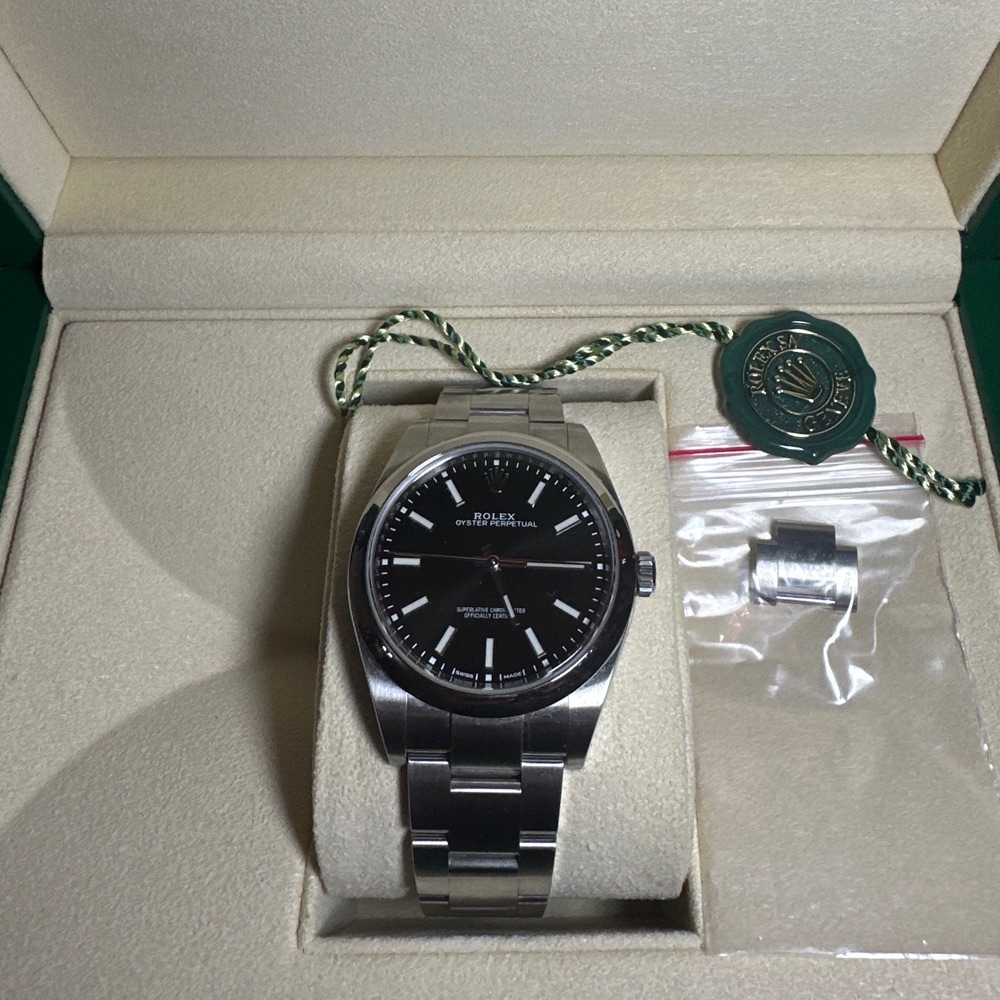 Rolex OYSTER PERPETUAL
